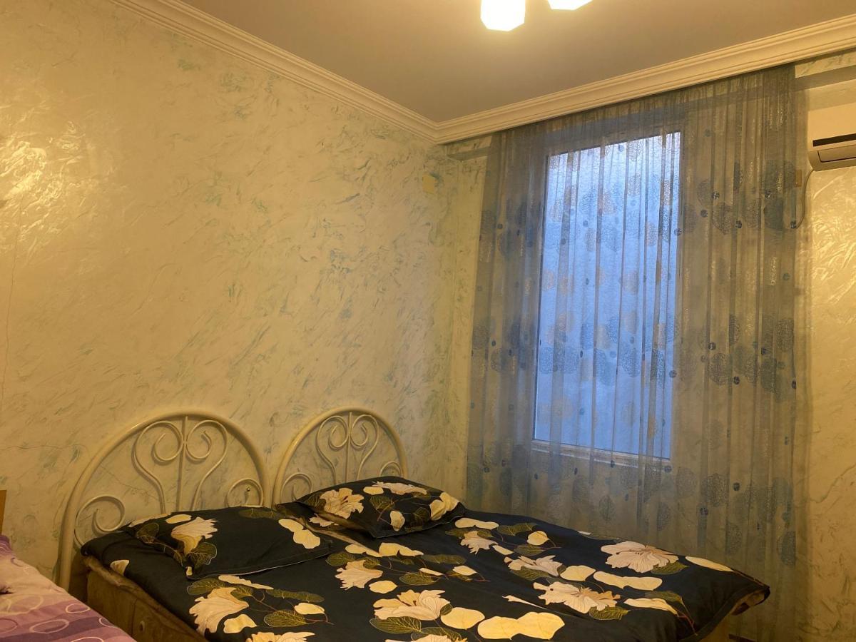 Merab House Batumi Luaran gambar