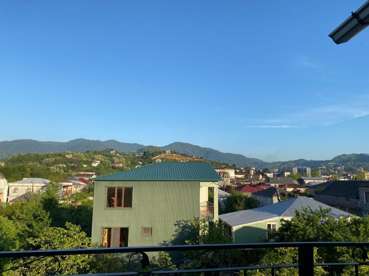 Merab House Batumi Luaran gambar