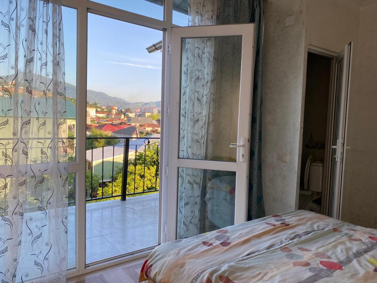 Merab House Batumi Luaran gambar